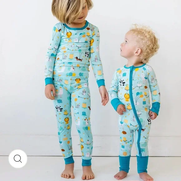 Little sleepies- Blue Party Animals Bamboo
Viscose Zippy - Picture 5 of 5